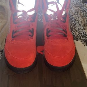 Air Jordan 5 Raging bull